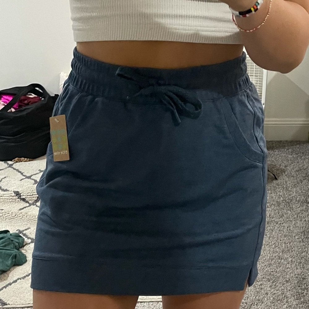Title nine casual skirt